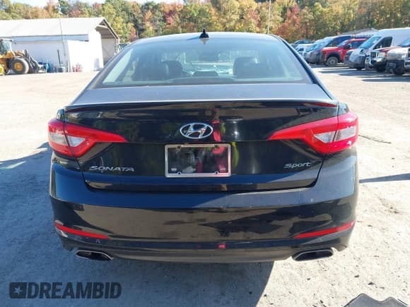 ✅ 2015 Hyundai Sonata Limited • VIN: 5NPE34AF9FH055646 • Лот: 43516604. Опубликован ранее на IAAI с пробегом 175 517 миль. Бесплатный доступ к архиву аукционных продаж из США и подробный отчёт об истории автомобиля на DreamBid. Изображение 16.