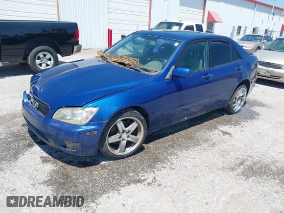 ✅ 2002 Lexus IS 300/350 • VIN: JTHBD192020058313 • Lot: 42675845. Listed on IAAI with Not provided. Free auction sales archive from the USA and detailed vehicle history report at DreamBid. Image 2.