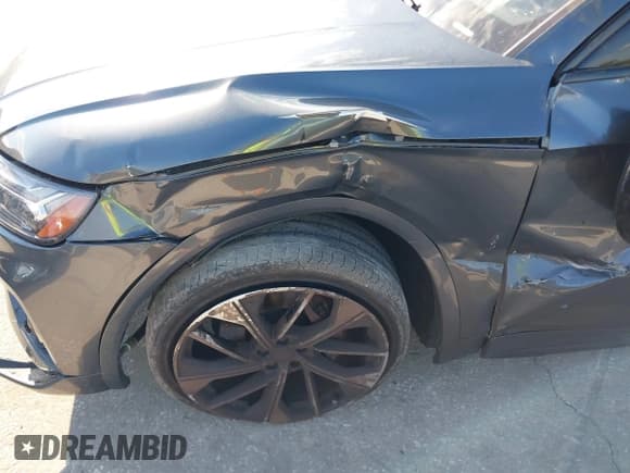 ✅ 2021 Audi SQ5 Premium Plus • VIN: WA1B4AFYXM2018610 • Lot: 41672661. Wystawiony na IAAI z przebiegiem 53 098 mil. Bezpłatny archiwum sprzedaży aukcyjnych z USA i szczegółowy raport historii pojazdu na DreamBid. Zdjęcie 6.