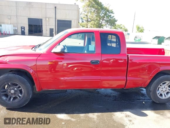 ✅ 2004 Dodge Dakota • VIN: 1D7GL12K84S590054 • Lot: 42271511. Wystawiony na IAAI z przebiegiem 73 713 mil. Bezpłatny archiwum sprzedaży aukcyjnych z USA i szczegółowy raport historii pojazdu na DreamBid. Zdjęcie 15.