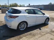 ✅ 2013 Lexus CT 200h • VIN: JTHKD5BH3D2144258 • Lot: 81178055. Wystawiony na Copart z przebiegiem 172 960 mil. Bezpłatny archiwum sprzedaży aukcyjnych z USA i szczegółowy raport historii pojazdu na DreamBid. Zdjęcie 3.