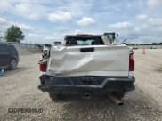 ✅ 2022 Chevrolet Silverado 2500HD Work Truck • VIN: 1GC4YLE7XNF238170 • Лот: 67218035. Опубликован ранее на Copart с пробегом 98 799 миль. Бесплатный доступ к архиву аукционных продаж из США и подробный отчёт об истории автомобиля на DreamBid. Изображение 6.