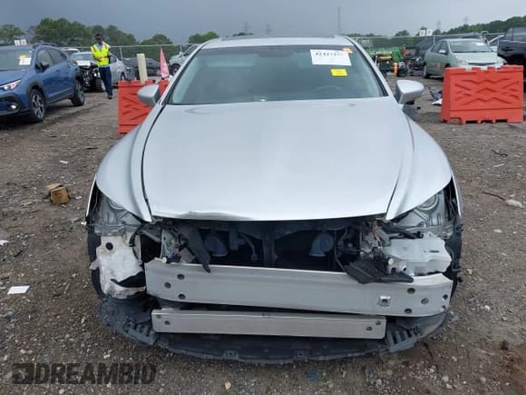 ✅ 2016 Lexus LS 460 • VIN: JTHBL5EF4G5141644 • Lot: 42423190. Listed on IAAI with 96,332 mi. Free auction sales archive from the USA and detailed vehicle history report at DreamBid. Image 12.