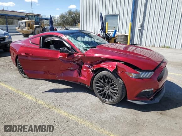 ✅ 2017 Ford Mustang GT • VIN: 1FA6P8CF8H5212086 • Lot: 52040005. Wystawiony na Copart z przebiegiem 55 489 mil. Bezpłatny archiwum sprzedaży aukcyjnych z USA i szczegółowy raport historii pojazdu na DreamBid. Zdjęcie 4.