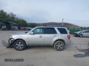 ✅ 2012 Ford Escape Limited • VIN: 1FMCU9EG7CKA82261 • Лот: 43731654. Опубликован ранее на IAAI с пробегом 372 428 миль. Бесплатный доступ к архиву аукционных продаж из США и подробный отчёт об истории автомобиля на DreamBid. Изображение 14.