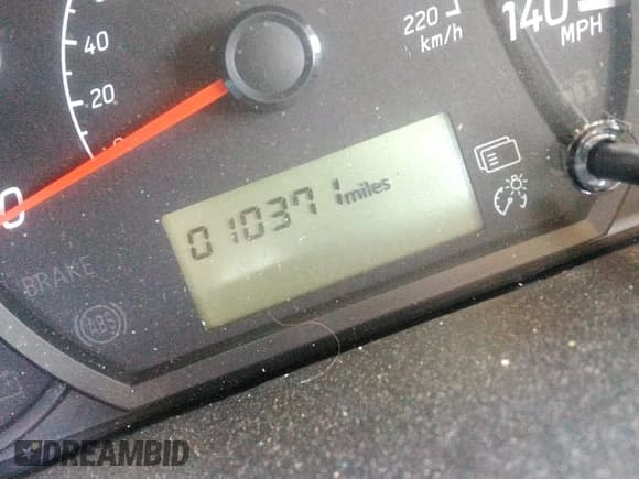 ✅ 2024 Mitsubishi Mirage ES • VIN: ML32FUFJ7RHF14818 • Lot: 42492641. Wystawiony na IAAI z przebiegiem 10 371 mil. Bezpłatny archiwum sprzedaży aukcyjnych z USA i szczegółowy raport historii pojazdu na DreamBid. Zdjęcie 14.