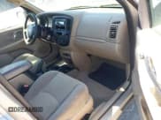 ✅ 2001 Mazda Tribute LX • VIN: 4F2CU08111KM29927 • Лот: 42750632. Опубликован ранее на IAAI с пробегом 206 174 миль. Бесплатный доступ к архиву аукционных продаж из США и подробный отчёт об истории автомобиля на DreamBid. Изображение 5.