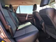 ✅ 2022 Toyota 4Runner SR5 Premium • VIN: JTENU5JR4N6020157 • Lot: 82191295. Wystawiony na Copart z przebiegiem 62 258 mil. Bezpłatny archiwum sprzedaży aukcyjnych z USA i szczegółowy raport historii pojazdu na DreamBid. Zdjęcie 11.