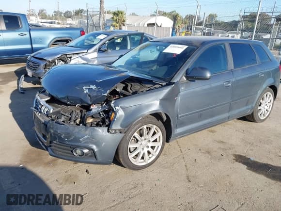 ✅ 2010 Audi A3 Premium Plus • VIN: WAUKEAFM6AA085011 • Lot: 42009666. Listed on IAAI with 112,645 mi. Free auction sales archive from the USA and detailed vehicle history report at DreamBid. Image 2.
