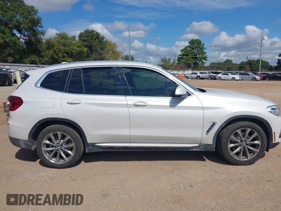 ✅ 2019 BMW X3 sDrive30i • VIN: 5UXTR7C51KLF31293 • Лот: 43377089. Опубликован ранее на IAAI с пробегом 72 282 миль. Бесплатный доступ к архиву аукционных продаж из США и подробный отчёт об истории автомобиля на DreamBid. Изображение 14.