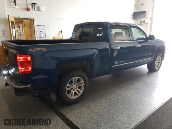 ✅ 2015 Chevrolet Silverado 1500 LTZ • VIN: 3GCUKSEC9FG234538 • Lot: 58869105. Wystawiony na Copart z przebiegiem 149 498 mil. Bezpłatny archiwum sprzedaży aukcyjnych z USA i szczegółowy raport historii pojazdu na DreamBid. Zdjęcie 3.