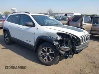 ✅ 2017 Jeep Cherokee Trailhawk L Plus • VIN: 1C4PJMBS4HD239959 • Lot: 42116895. Wystawiony na IAAI z przebiegiem 112 963 mil. Bezpłatny archiwum sprzedaży aukcyjnych z USA i szczegółowy raport historii pojazdu na DreamBid. Zdjęcie 1.