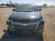 ✅ 2023 Chevrolet Traverse LT Cloth • VIN: 1GNEVGKWXPJ290728 • Lot: 70272255. Wystawiony na Copart z przebiegiem 27 531 mil. Bezpłatny archiwum sprzedaży aukcyjnych z USA i szczegółowy raport historii pojazdu na DreamBid. Zdjęcie 5.