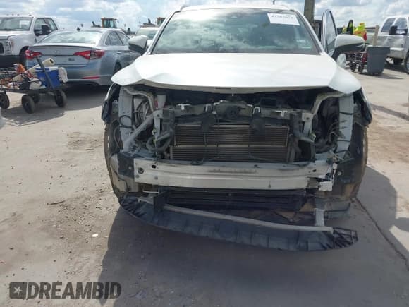 ✅ 2021 Toyota Venza LE • VIN: JTEAAAAH2MJ009516 • Lot: 43382672. Wystawiony na IAAI z przebiegiem 88 089 mil. Bezpłatny archiwum sprzedaży aukcyjnych z USA i szczegółowy raport historii pojazdu na DreamBid. Zdjęcie 6.