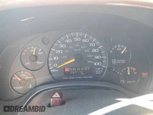 ✅ 2000 GMC Savana Cargo RV Conversion • VIN: 1GDFG15R7Y1172918 • Lot: 46619805. Wystawiony na Copart z przebiegiem 284 116 mil. Bezpłatny archiwum sprzedaży aukcyjnych z USA i szczegółowy raport historii pojazdu na DreamBid. Zdjęcie 9.