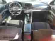 2021 Hyundai Elantra SEL z VIN KMHLM4AG7MU095428, wystawiony jako Copart lot #80033035 z przebiegiem 35 117 mil mil oraz Szkoda całkowita • Salvage title. Historia ofert i sprzedaży dostępna na DreamBid. Obrazek 8.