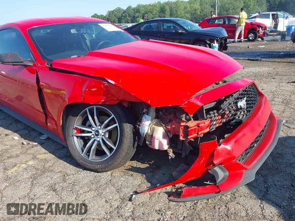 ✅ 2016 Ford Mustang EcoBoost • VIN: 1FA6P8THXG5218102 • Lot: 42996826. Listed on IAAI with 233,416 mi. Free auction sales archive from the USA and detailed vehicle history report at DreamBid. Image 6.