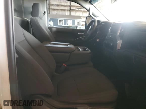 ✅ 2022 Chevrolet Silverado 2500HD Work Truck • VIN: 1GC0WLE7XNF197771 • Лот: 65001615. Опубликован ранее на Copart с пробегом Не указан. Бесплатный доступ к архиву аукционных продаж из США и подробный отчёт об истории автомобиля на DreamBid. Изображение 10.