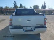 ✅ 2008 Honda Ridgeline RTX • VIN: 2HJYK16328H528985 • Lot: 43226165. Wystawiony na IAAI z przebiegiem 13 501 mil. Bezpłatny archiwum sprzedaży aukcyjnych z USA i szczegółowy raport historii pojazdu na DreamBid. Zdjęcie 16.