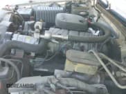 ✅ 1998 GMC Sierra 2500 • VIN: 1GTGC29J9WE514261 • Лот: 42033247. Опубликован ранее на IAAI с пробегом 151 001 миль. Бесплатный доступ к архиву аукционных продаж из США и подробный отчёт об истории автомобиля на DreamBid. Изображение 19.