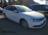 ✅ 2013 Volkswagen Jetta SE • VIN: 3VWDP7AJXDM359188 • Lot: 40790094. Wystawiony na IAAI z przebiegiem 84 286 mil. Bezpłatny archiwum sprzedaży aukcyjnych z USA i szczegółowy raport historii pojazdu na DreamBid. Zdjęcie 6.