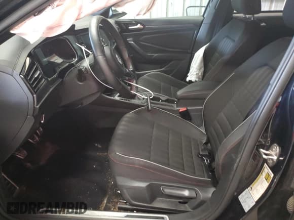 ✅ 2021 Volkswagen Jetta S • VIN: 3VW5T7BU0MM018200 • Lot: 81095914. Listed on Copart with 46,555 mi. Free auction sales archive from the USA and detailed vehicle history report at DreamBid. Image 7.