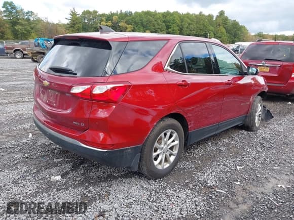 ✅ 2018 Chevrolet Equinox LT • VIN: 3GNAXSEV6JS554192 • Лот: 43395774. Опубликован ранее на IAAI с пробегом 104 353 миль. Бесплатный доступ к архиву аукционных продаж из США и подробный отчёт об истории автомобиля на DreamBid. Изображение 4.