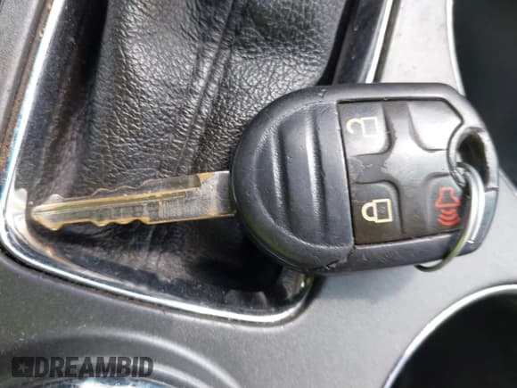 ✅ 2013 Ford Explorer • VIN: 1FM5K8B88DGA95658 • Lot: 43004343. Listed on IAAI with 215,202 mi. Free auction sales archive from the USA and detailed vehicle history report at DreamBid. Image 11.