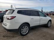 ✅ 2014 Chevrolet Traverse LT • VIN: 1GNKRGKD9EJ171944 • Lot: 92418255. Wystawiony na Copart z przebiegiem 251 979 mil. Bezpłatny archiwum sprzedaży aukcyjnych z USA i szczegółowy raport historii pojazdu na DreamBid. Zdjęcie 3.