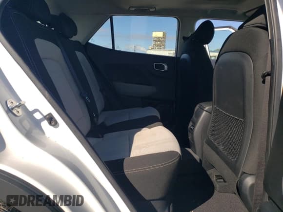 ✅ 2024 Hyundai Venue SEL • VIN: KMHRC8A34RU315908 • Lot: 41524215. Listed on Copart with 15,786 mi. Free auction sales archive from the USA and detailed vehicle history report at DreamBid. Image 11.