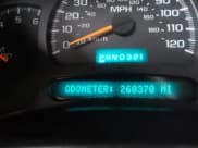 ✅ 2005 Chevrolet Silverado 2500HD LT • VIN: 1GCHC23U75F883040 • Lot: 43643562. Wystawiony na IAAI z przebiegiem 268 370 mil. Bezpłatny archiwum sprzedaży aukcyjnych z USA i szczegółowy raport historii pojazdu na DreamBid. Zdjęcie 15.