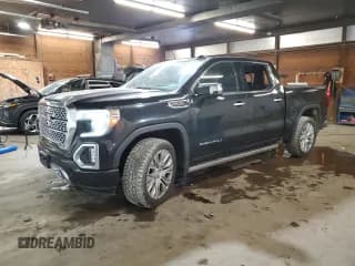 ✅ 2021 GMC Sierra 1500 Denali • VIN: 1GTU9FEL3MZ232154 • Лот: 67985905. Опубликован ранее на Copart с пробегом 39 888 миль. Бесплатный доступ к архиву аукционных продаж из США и подробный отчёт об истории автомобиля на DreamBid. Изображение 1.