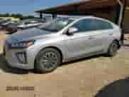 2020 Hyundai Ioniq Limited z VIN KMHC85LJ8LU061998, wystawiony jako Copart lot #67935414 z przebiegiem 39 404 mil mil oraz Szkoda całkowita • Salvage title. Historia ofert i sprzedaży dostępna na DreamBid. Obrazek 1.