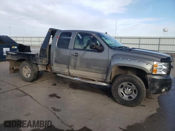 ✅ 2009 Chevrolet Silverado 2500HD • VIN: 1GCHK69659E121291 • Lot: 42257475. Listed on Copart with 224,964 mi. Free auction sales archive from the USA and detailed vehicle history report at DreamBid. Image 4.