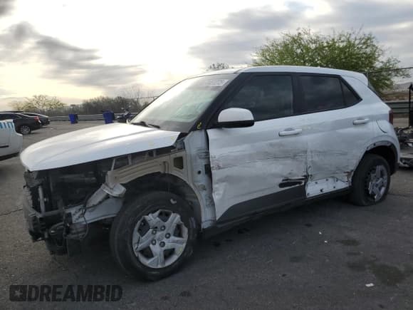 ✅ 2020 Hyundai Venue SE • VIN: KMHRB8A36LU028919 • Lot: 53451275. Listed on Copart with 56,821 mi. Free auction sales archive from the USA and detailed vehicle history report at DreamBid. Image 1.