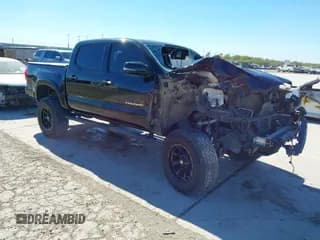 ✅ 2018 Toyota Tacoma TRD Sport • VIN: 5TFAZ5CN7JX058145 • Lot: 43651879. Listed on IAAI with 111,506 mi. Free auction sales archive from the USA and detailed vehicle history report at DreamBid. Image 1.