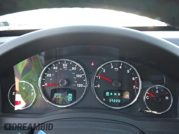 ✅ 2012 Jeep Liberty Limited Jet • VIN: 1C4PJLFK9CW166055 • Lot: 43044897. Wystawiony na IAAI z przebiegiem 39 220 mil. Bezpłatny archiwum sprzedaży aukcyjnych z USA i szczegółowy raport historii pojazdu na DreamBid. Zdjęcie 7.