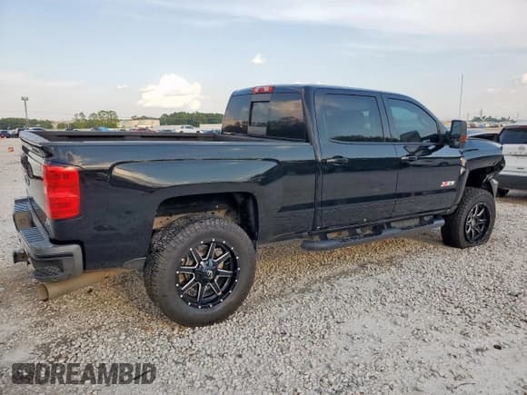 ✅ 2018 Chevrolet Silverado 2500HD LT • VIN: 1GC1KVEY5JF240511 • Lot: 68943195. Listed on Copart with 174,171 mi. Free auction sales archive from the USA and detailed vehicle history report at DreamBid. Image 3.