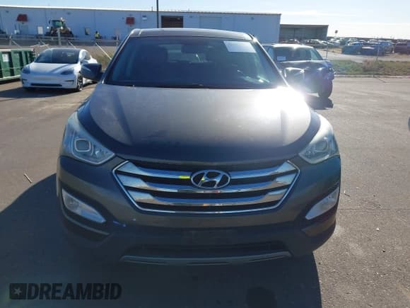 ✅ 2013 Hyundai Santa Fe Sport • VIN: 5XYZW3LA5DG040716 • Lot: 43681898. Listed on IAAI with 214,736 mi. Free auction sales archive from the USA and detailed vehicle history report at DreamBid. Image 12.
