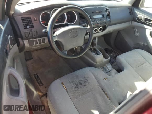 ✅ 2008 Toyota Tacoma • VIN: 5TENX22N78Z491393 • Lot: 93258275. Wystawiony na Copart z przebiegiem 163 701 mil. Bezpłatny archiwum sprzedaży aukcyjnych z USA i szczegółowy raport historii pojazdu na DreamBid. Zdjęcie 8.