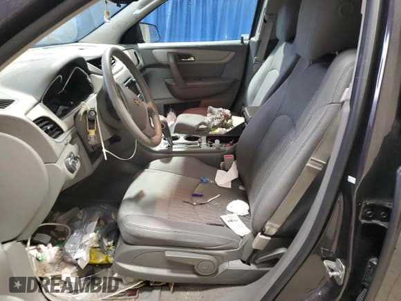 ✅ 2017 Chevrolet Traverse LS • VIN: 1GNKVFED3HJ156880 • Лот: 51441425. Опубликован ранее на Copart с пробегом 99 901 миль. Бесплатный доступ к архиву аукционных продаж из США и подробный отчёт об истории автомобиля на DreamBid. Изображение 7.