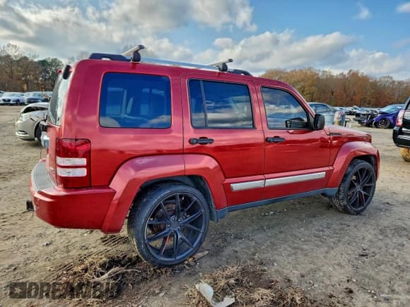 ✅ 2008 Jeep Liberty Limited • VIN: 1J8GN58K78W218943 • Лот: 94051075. Опубликован ранее на Copart с пробегом 186 204 миль. Бесплатный доступ к архиву аукционных продаж из США и подробный отчёт об истории автомобиля на DreamBid. Изображение 3.