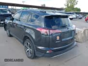 ✅ 2018 Toyota RAV4 XLE • VIN: JTMWFREV0JJ185602 • Lot: 43468504. Listed on IAAI with 113,161 mi. Free auction sales archive from the USA and detailed vehicle history report at DreamBid. Image 3.