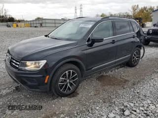 ✅ 2021 Volkswagen Tiguan SE • VIN: 3VV2B7AX7MM117022 • Lot: 87386525. Wystawiony na Copart z przebiegiem 67 737 mil. Bezpłatny archiwum sprzedaży aukcyjnych z USA i szczegółowy raport historii pojazdu na DreamBid. Zdjęcie 1.