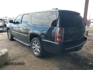 ✅ 2014 GMC Yukon XL Denali • VIN: 1GKS2MEF8ER246468 • Lot: 43565421. Wystawiony na IAAI z przebiegiem Nie podano. Bezpłatny archiwum sprzedaży aukcyjnych z USA i szczegółowy raport historii pojazdu na DreamBid. Zdjęcie 3.