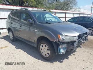 ✅ 2011 Mitsubishi Outlander ES • VIN: JA4AS2AW0BU012054 • Lot: 41772768. Listed on IAAI with 191,204 mi. Free auction sales archive from the USA and detailed vehicle history report at DreamBid. Image 1.