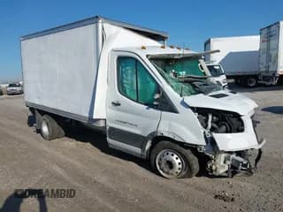 ✅ 2022 Ford Transit • VIN: 1FDBF6Z86NKA40450 • Lot: 41768046. Wystawiony na IAAI z przebiegiem Nie podano. Bezpłatny archiwum sprzedaży aukcyjnych z USA i szczegółowy raport historii pojazdu na DreamBid. Zdjęcie 1.