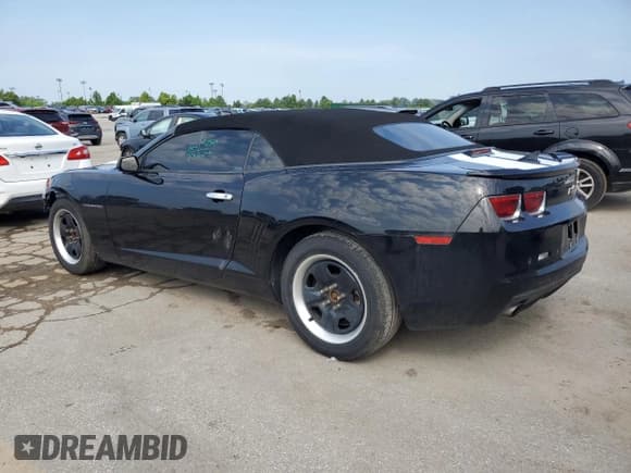 ✅ 2013 Chevrolet Camaro LT • VIN: 2G1FB3D31D9230550 • Lot: 68151975. Wystawiony na Copart z przebiegiem 83 964 mil. Bezpłatny archiwum sprzedaży aukcyjnych z USA i szczegółowy raport historii pojazdu na DreamBid. Zdjęcie 2.