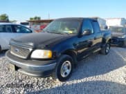 ✅ 2000 Ford F-150 XL • VIN: 1FTRX07L3YKB02525 • Lot: 43419942. Wystawiony na IAAI z przebiegiem 176 484 mil. Bezpłatny archiwum sprzedaży aukcyjnych z USA i szczegółowy raport historii pojazdu na DreamBid. Zdjęcie 14.