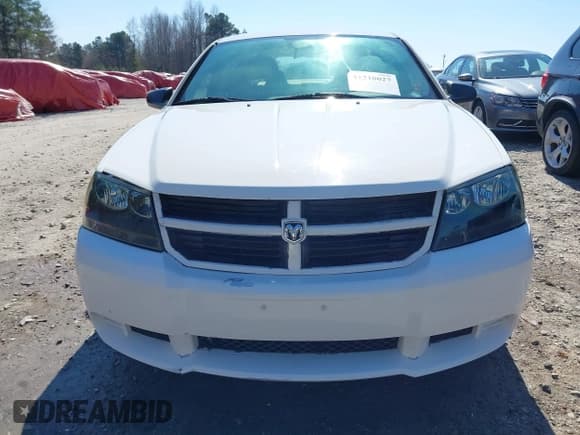 ✅ 2009 Dodge Avenger SE • VIN: 1B3LC46B59N509541 • Lot: 41710027. Wystawiony na IAAI z przebiegiem 151 209 mil. Bezpłatny archiwum sprzedaży aukcyjnych z USA i szczegółowy raport historii pojazdu na DreamBid. Zdjęcie 12.